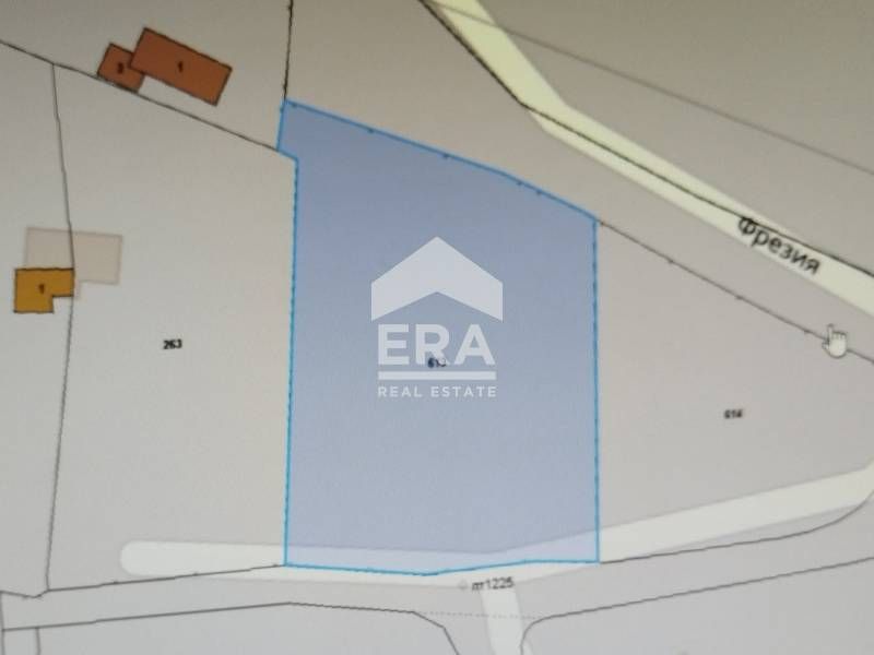 Парцел за жилищно строителство в кв.Кенана