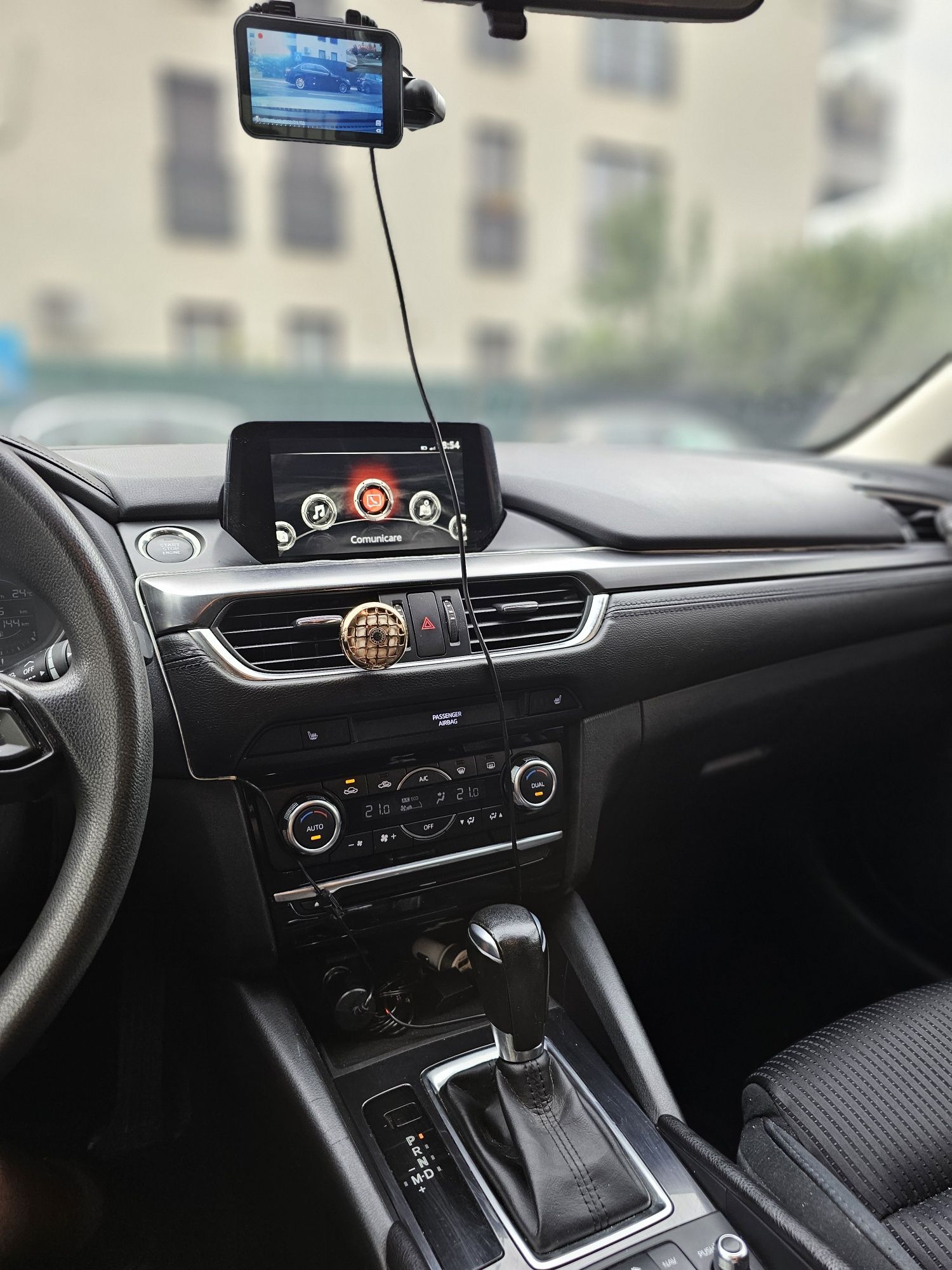Mazda 6 - bine întreținută 7900 euro