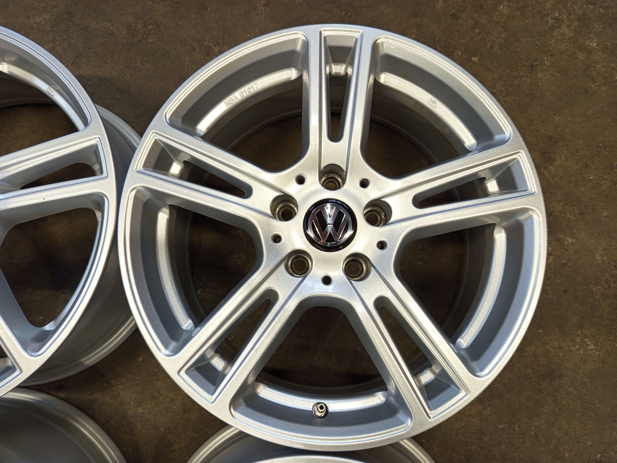17" Volkswagen Passat B8 Джанти за Фолксваген Пасат 5x112