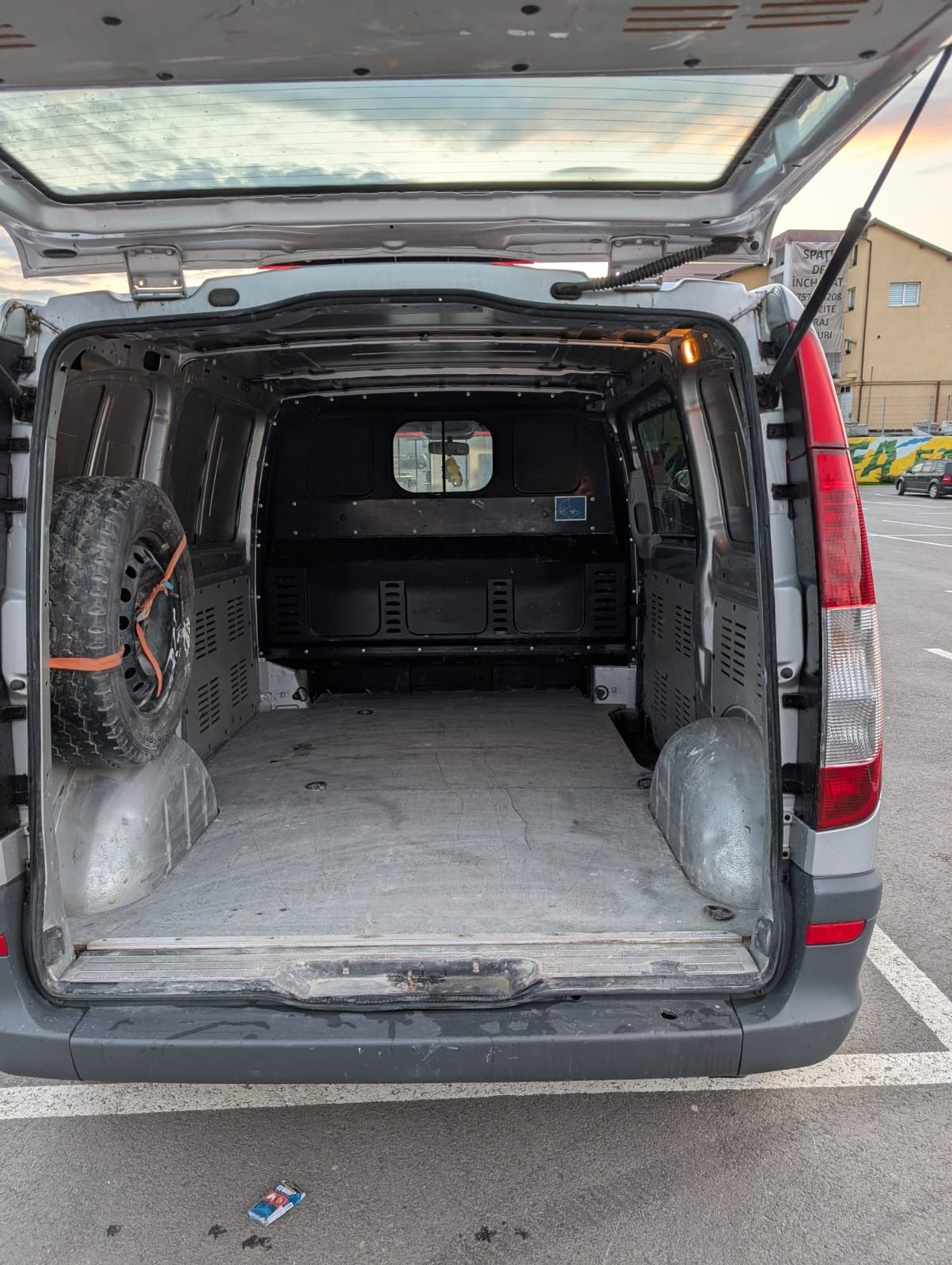 Mercedes-Benz Vito 113; An 2011