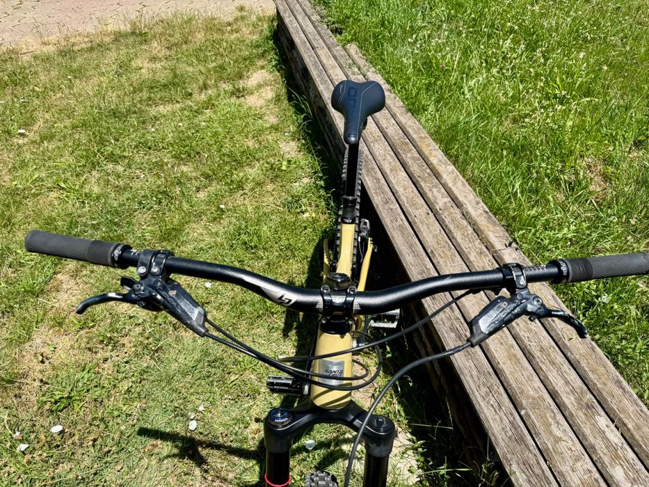 Santa Cruz Nomad 4 AL - S build - размер M