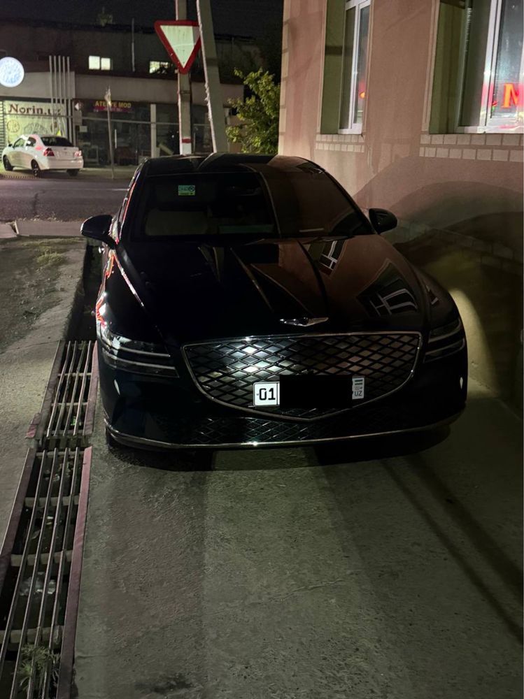 Genesis G80 electro Full Premium class