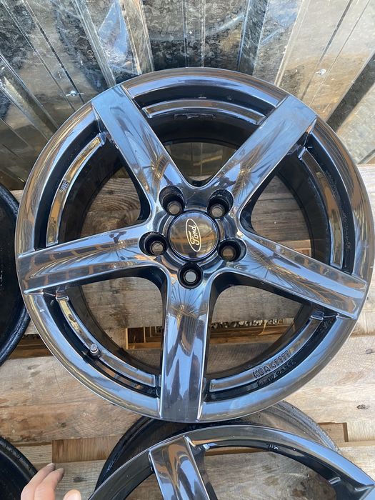 17 цола 5 х 108 мм Форд , Волво , Пежо , Ford , Volvo , Peugeot