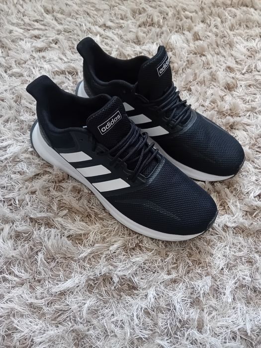 Adidasi Adidas nr 45