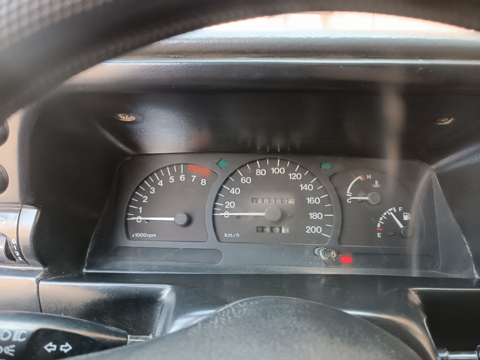 Daewoo Neksiya 1 sons metalik