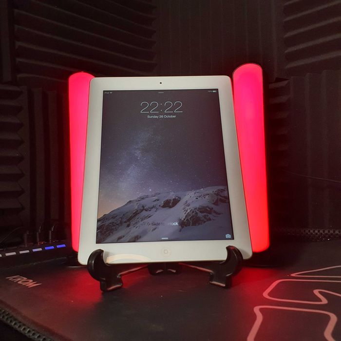 iPad 3 Alb - 16GB - Jailbreak - Cydia și Cablu