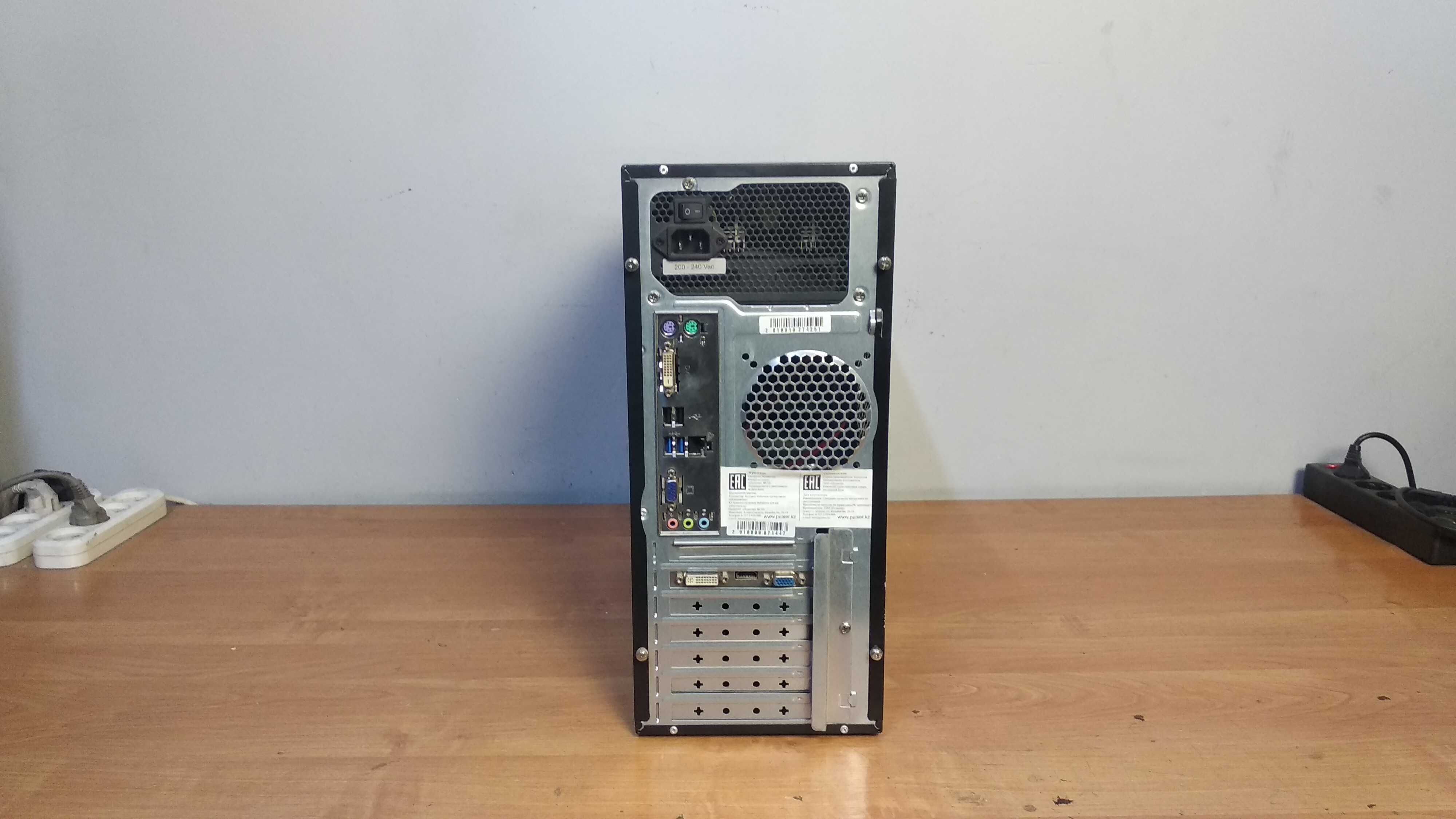 Компьютер Core I3-4160\ОЗУ 4\HDD 500 Гб\ Geforce GT 520