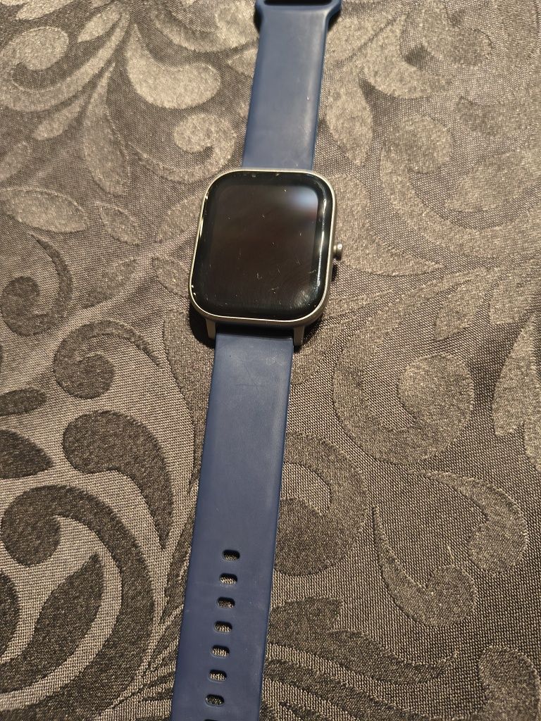 Amazfit GTS ceas