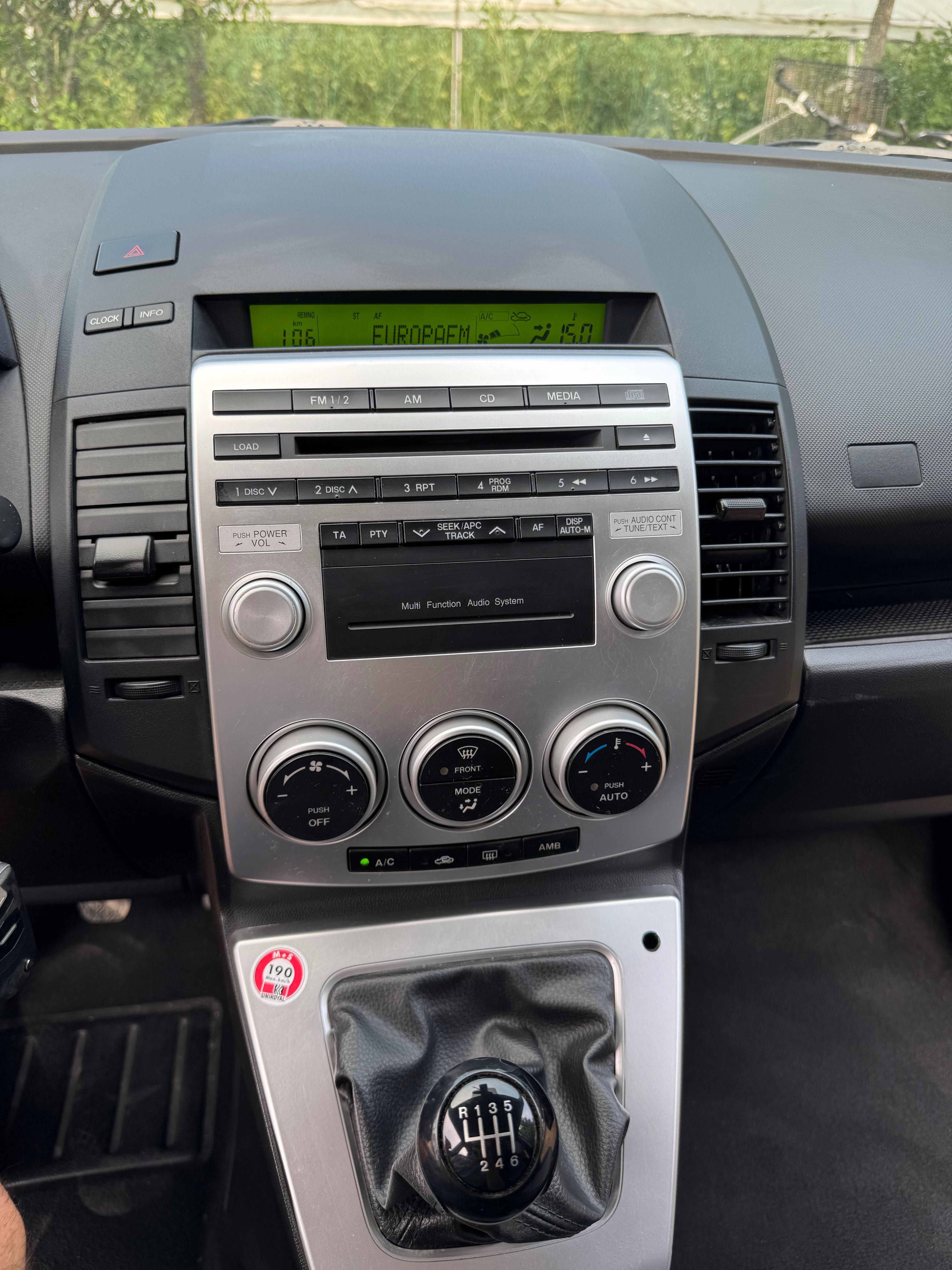 Vand Mazda 5 impecabila