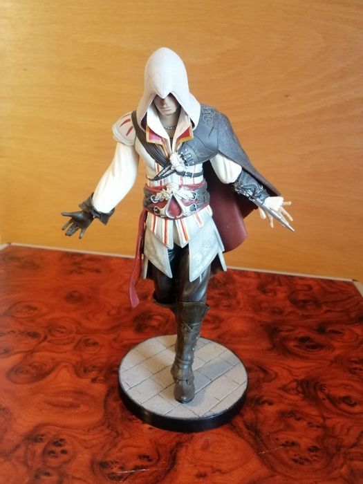 Figurine assassis creed