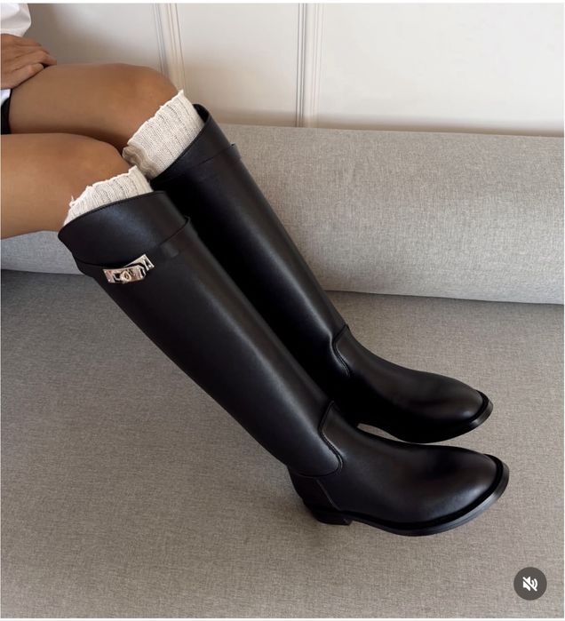 Продам новые зимние сапоги. 36р