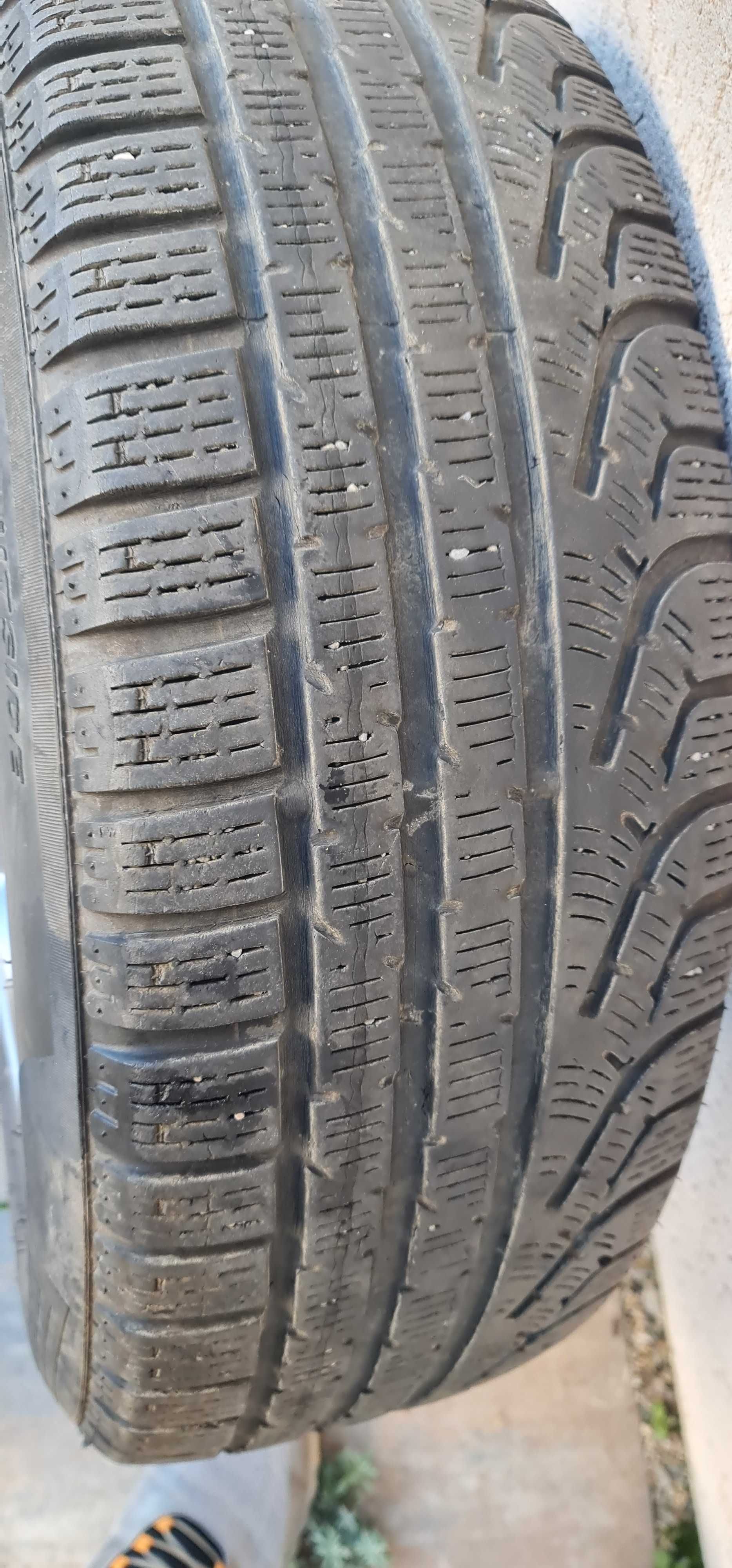 Vand 4 Cauciucuri Pirelli winter 215/60/R17 Janta aliaj MSW
