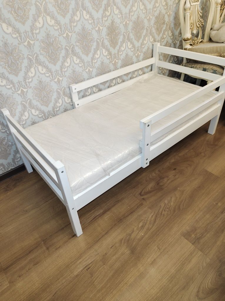 Кровать ikea деревянный