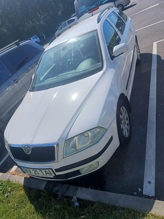 Vând skoda octavia 2