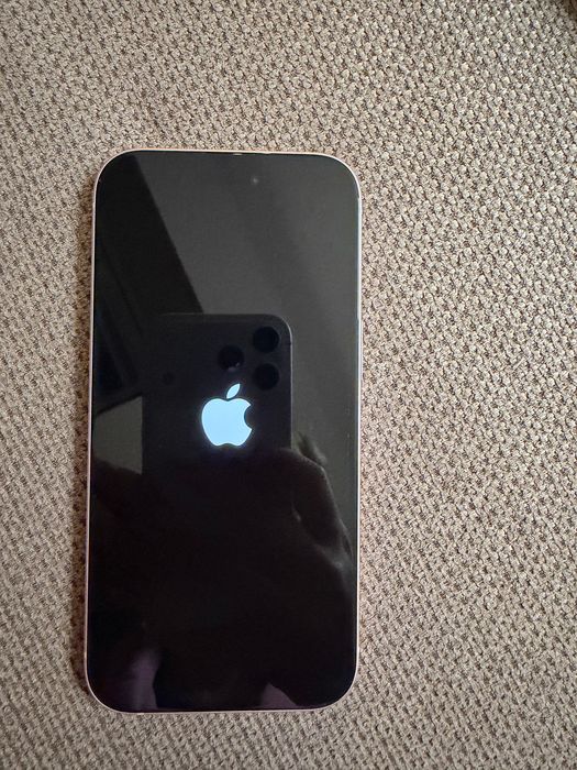 iPhone 15 128gb 90% battery Pink