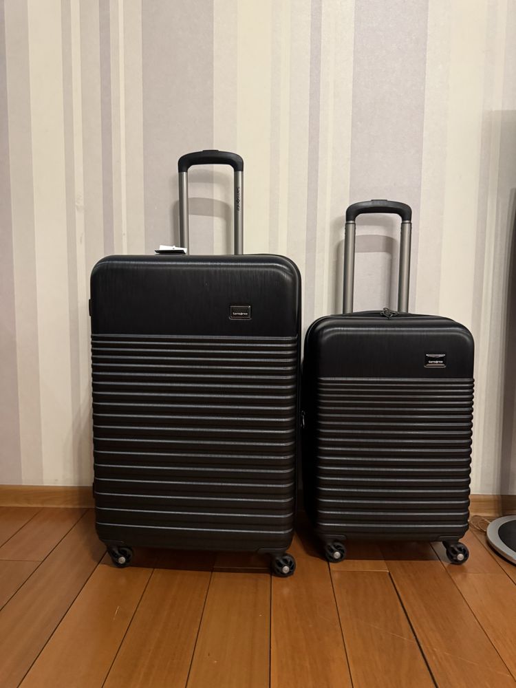 Комплект чемоданов SAMSONITE ( 2 чемодана в комплекте), новый.