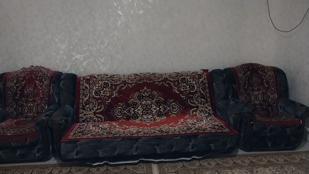 Продаю диван не дорого