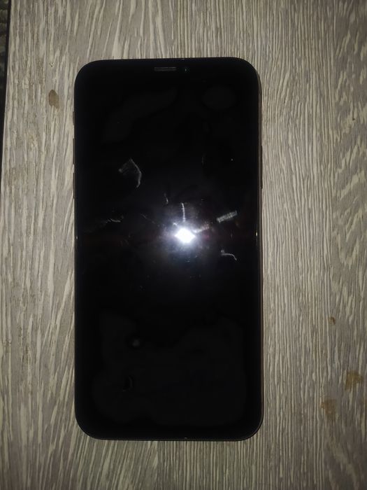 Айфон Х запчастга сотилади