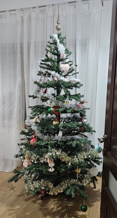 Brad artificial 210 cm