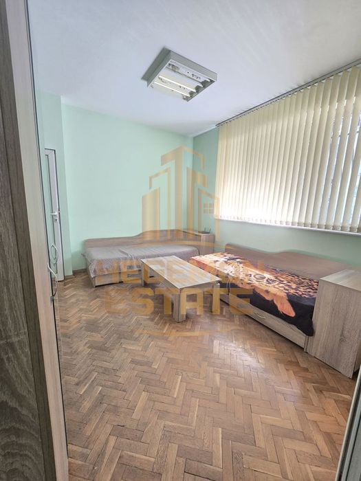 Продава се Тристаен апартамент в Варна, Център - 83 кв.м за 2410 €/кв.м - Снимка #9