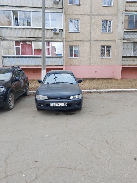 Продам Митсубиси Лансер на активном ходу 1996 обьем1.3 автозапуск