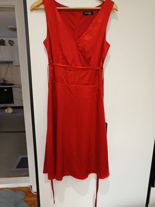 Rochie purtata o singura data mărimea S!