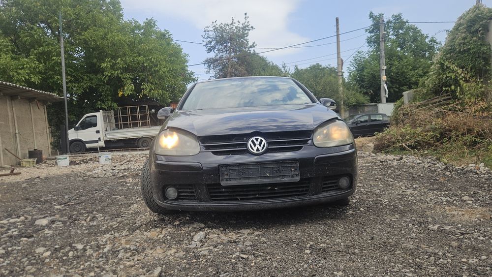 Фолксваген голф 5/Volkswagen golf 5 1.6 fsi На части