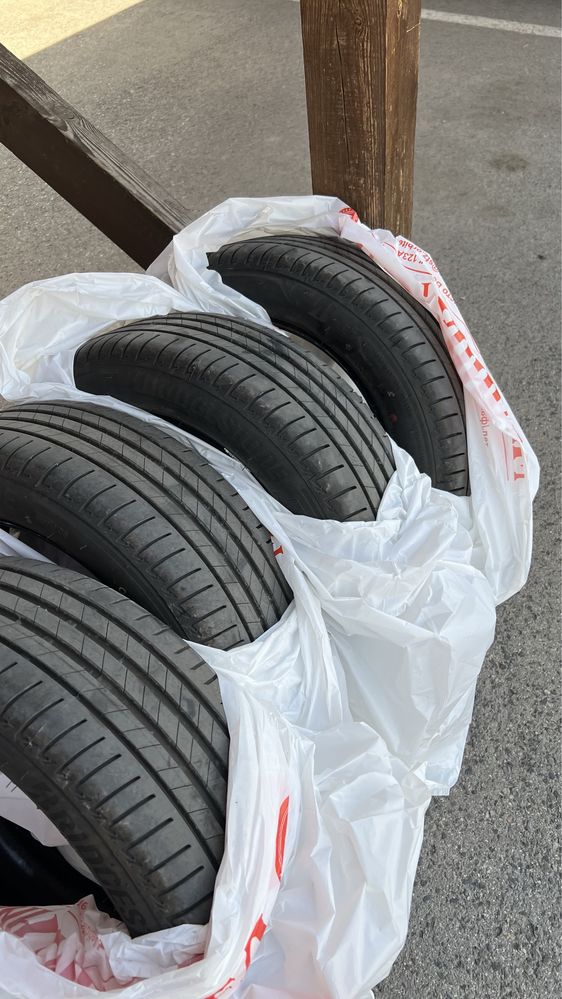 Летни гуми BRIDGESTONE TURANZZA 195/55/16  нови dot2824 намалена цена