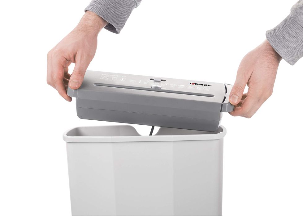 Distrugător de documente Dahle PaperSafe PS 60 (6 coli,