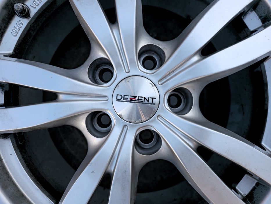 Vand jante de aluminiu și cauciuc de iarna