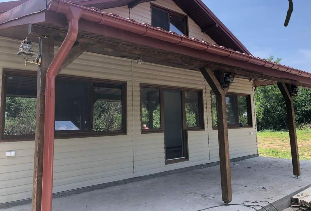 Executăm căsuțe de vacanță din panau servici