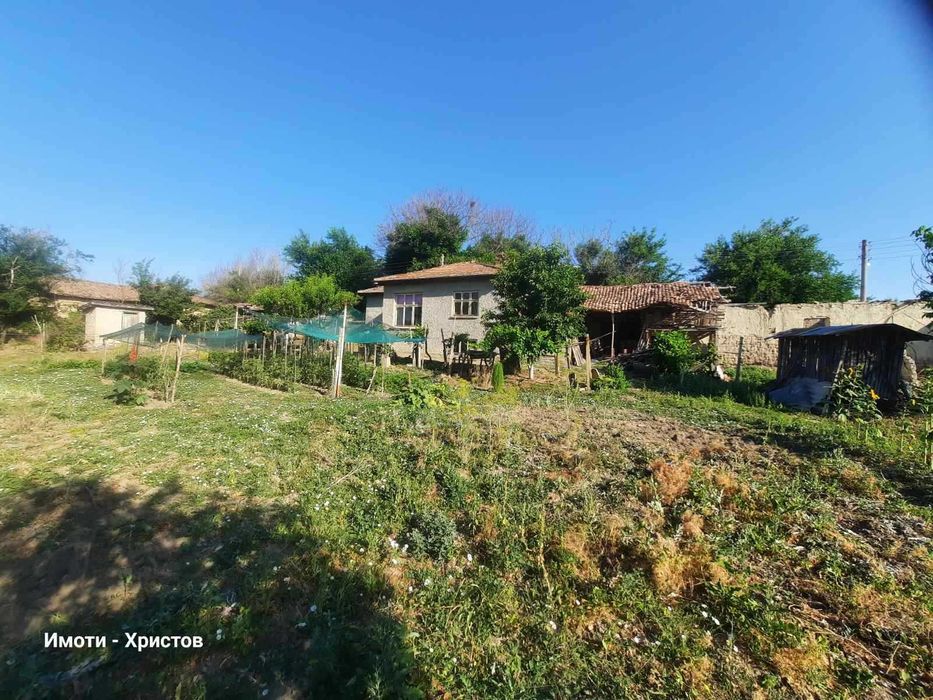 Продава се Къща в с. Ивански, Област Шумен - 87 кв.м за 528 €/кв.м - Снимка #3