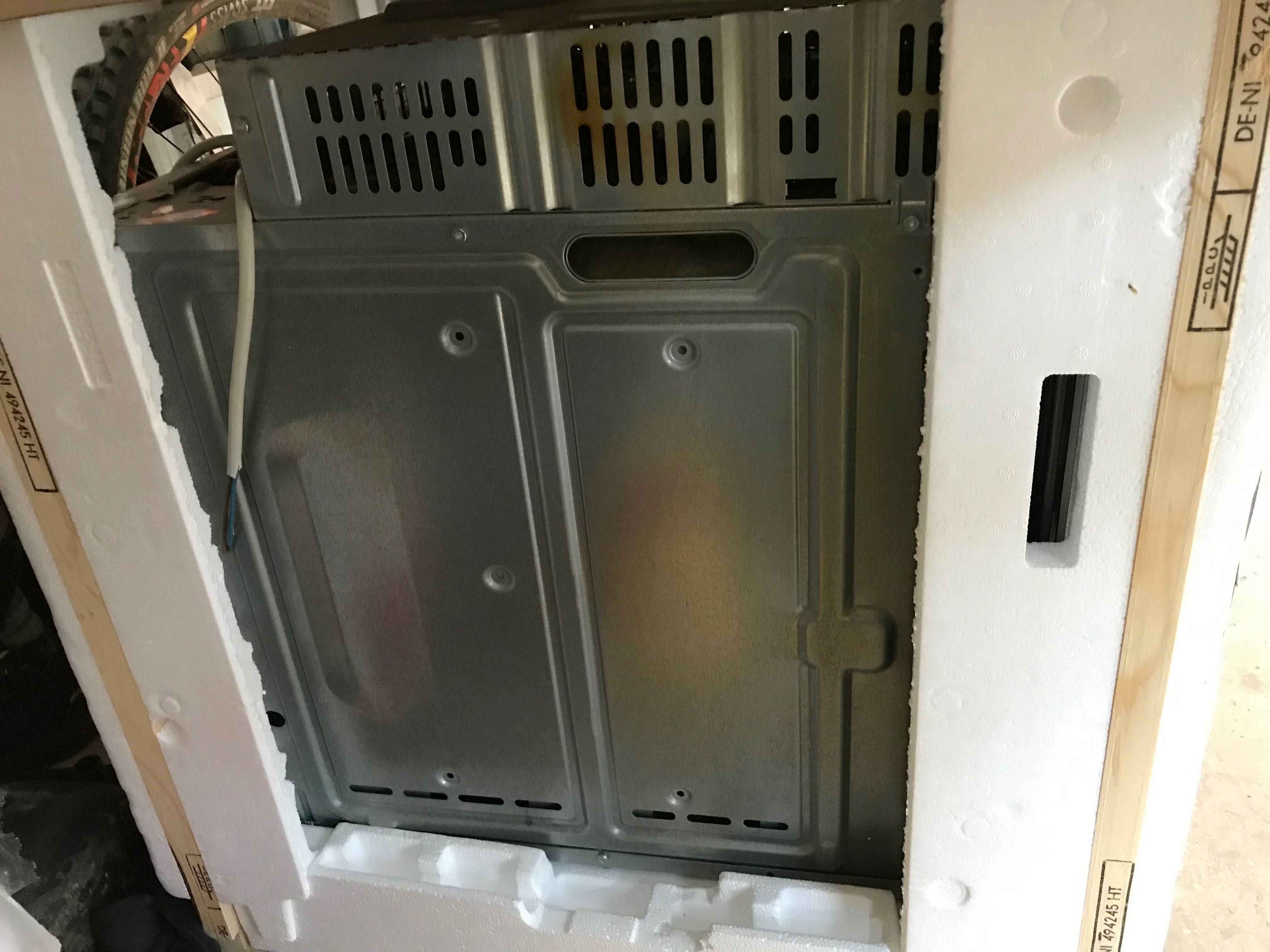 Bosch HT5HB33/ Бош Фурна за вграждане