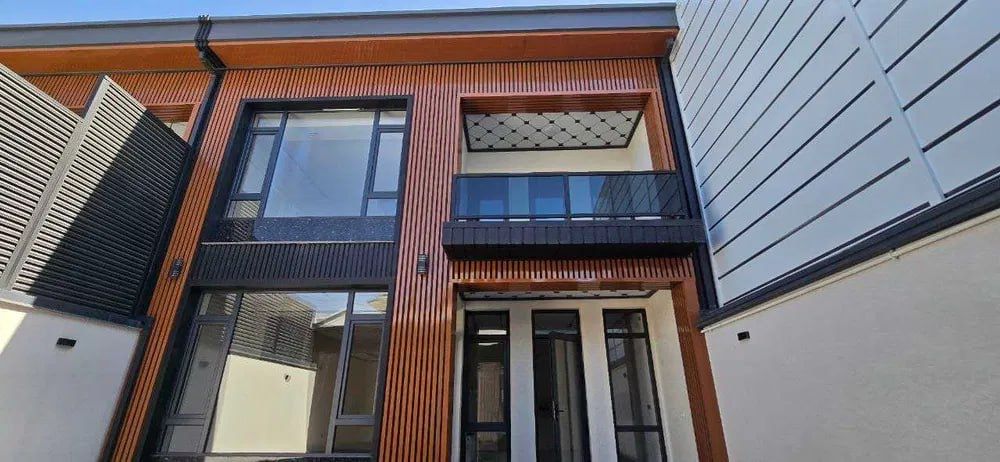 Продается дом в стиле hi tech в Сергели