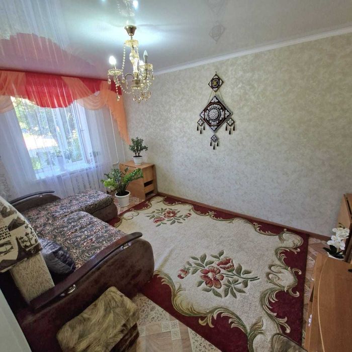 Продам двухкомнатную квартиру рн Автопарк Ларина 11