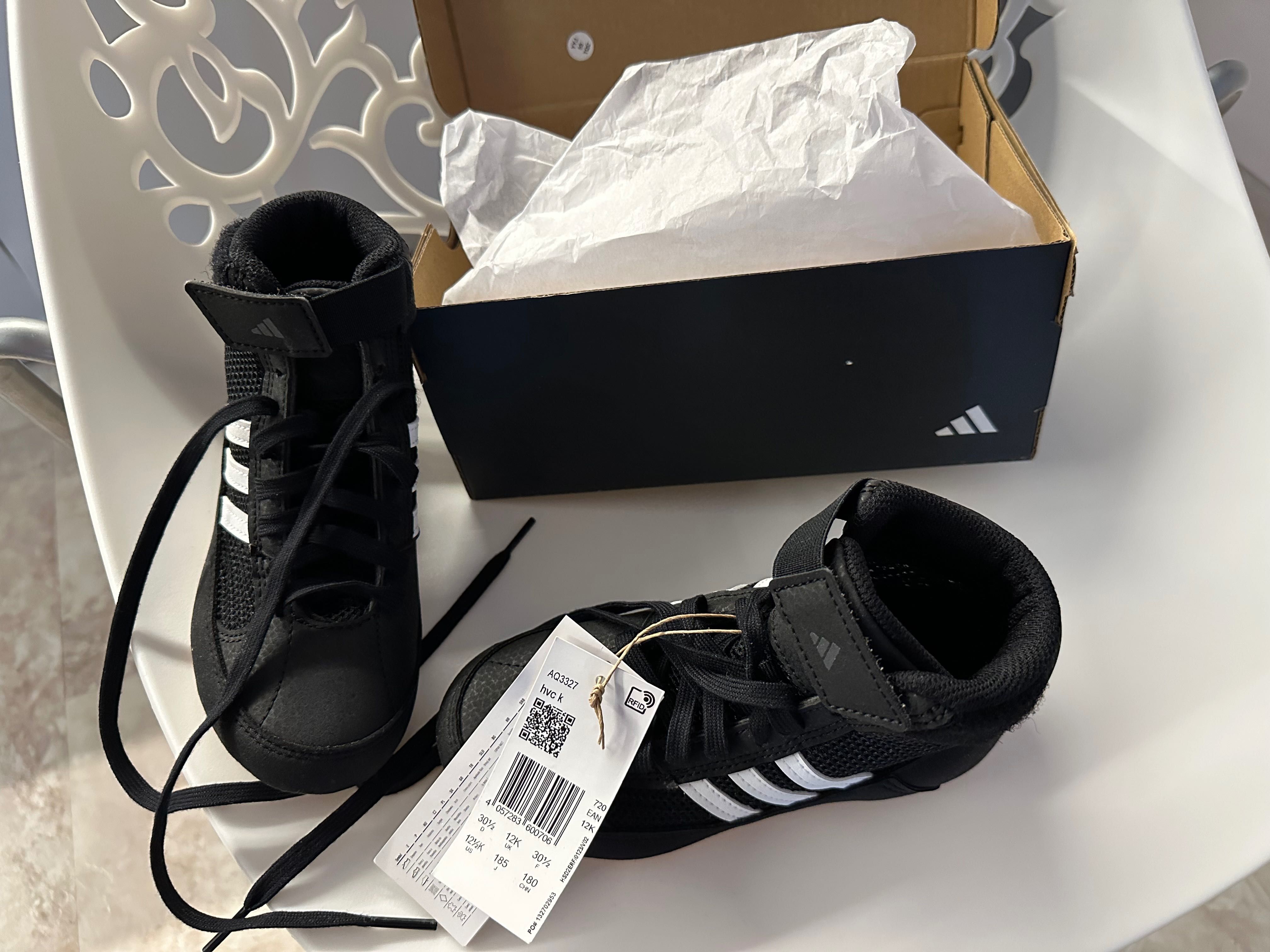 Adidas havoc детски борцовки, обувки за борба, нови, 30,5 номер
