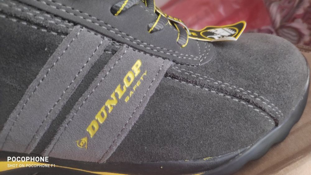 Încălțăminte de lucru