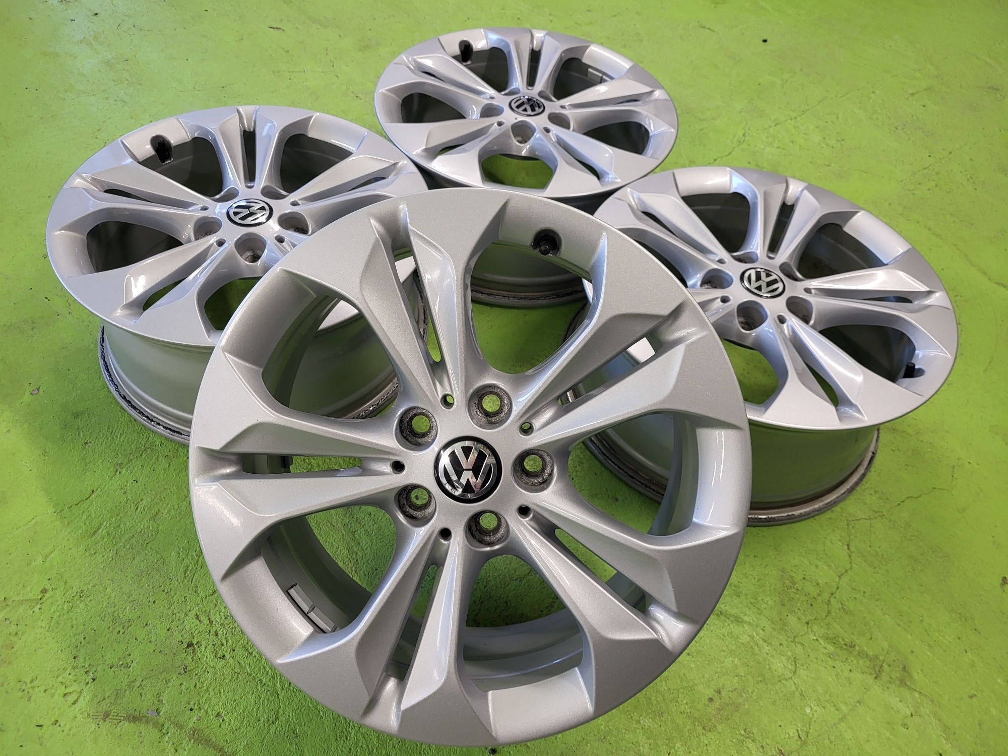 17 5x112 Vw Golf 5 6 7 Touran Caddy 5х112