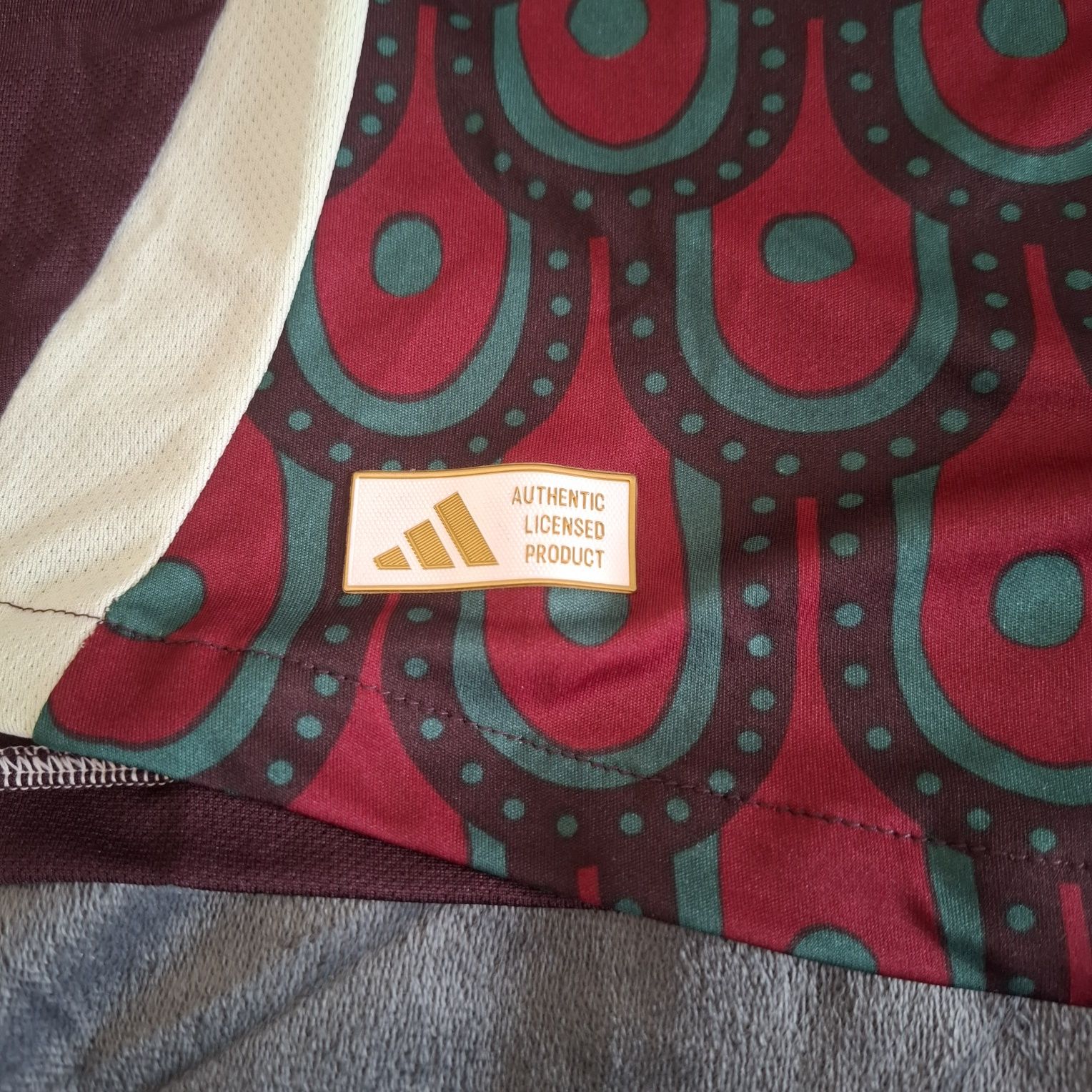 ADIDAS тениски на Mexico НОВИ