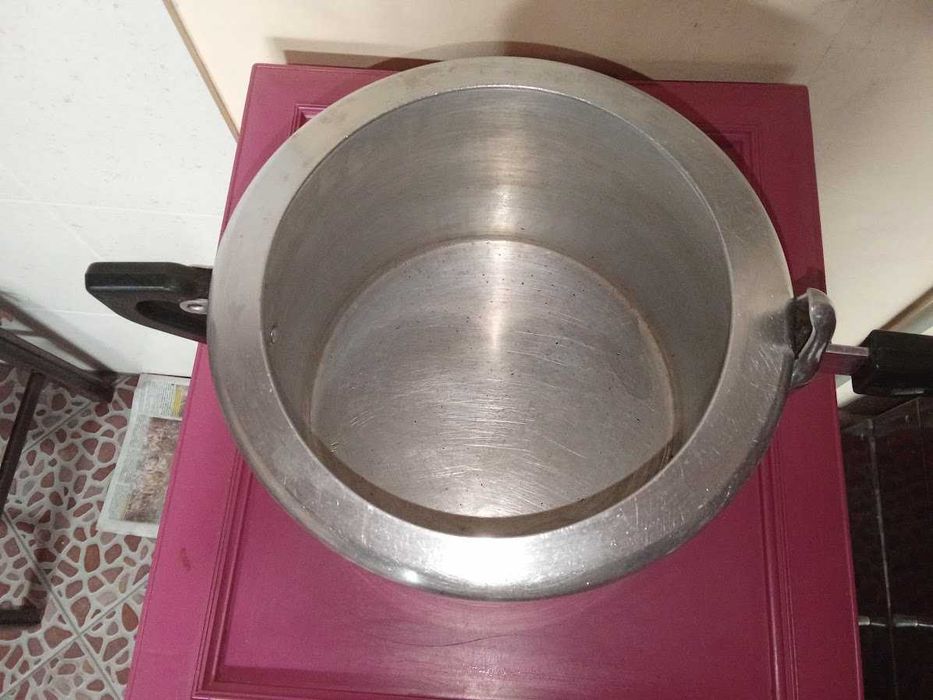 Тенджера под налягане