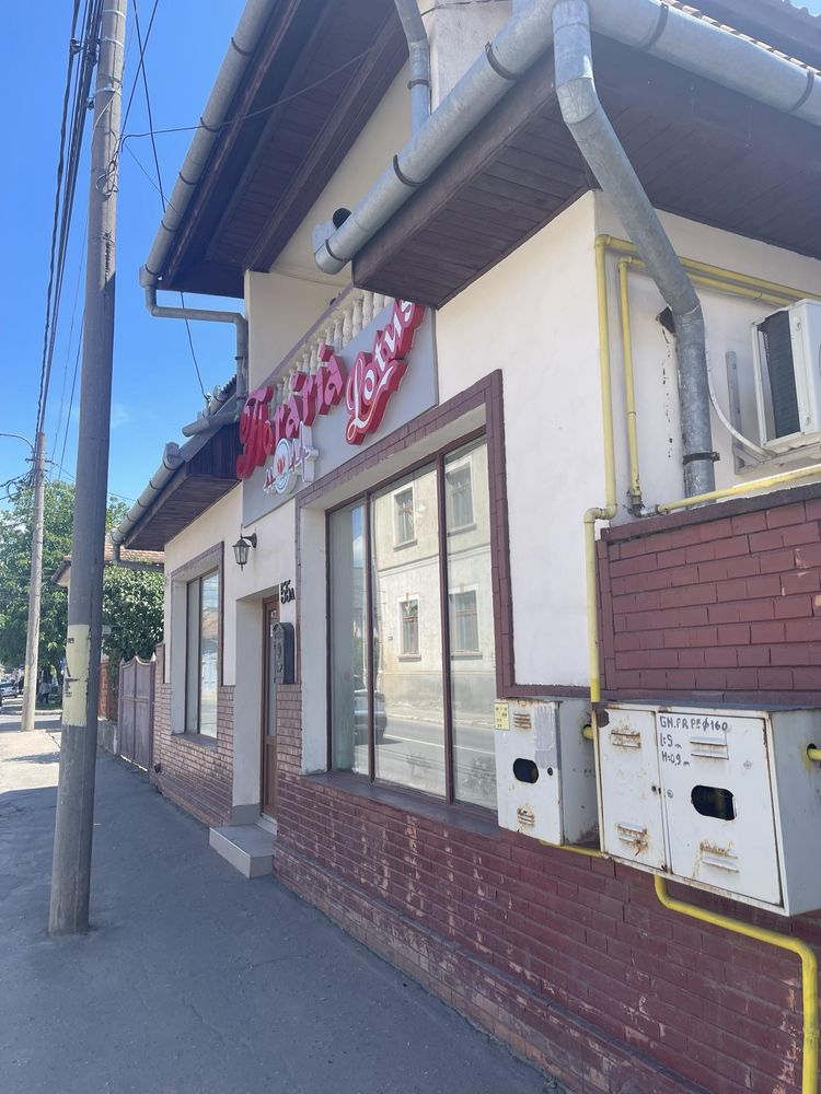 Vand spatiu comercial Tarnaveni, Strada Soimilor nr 55A.