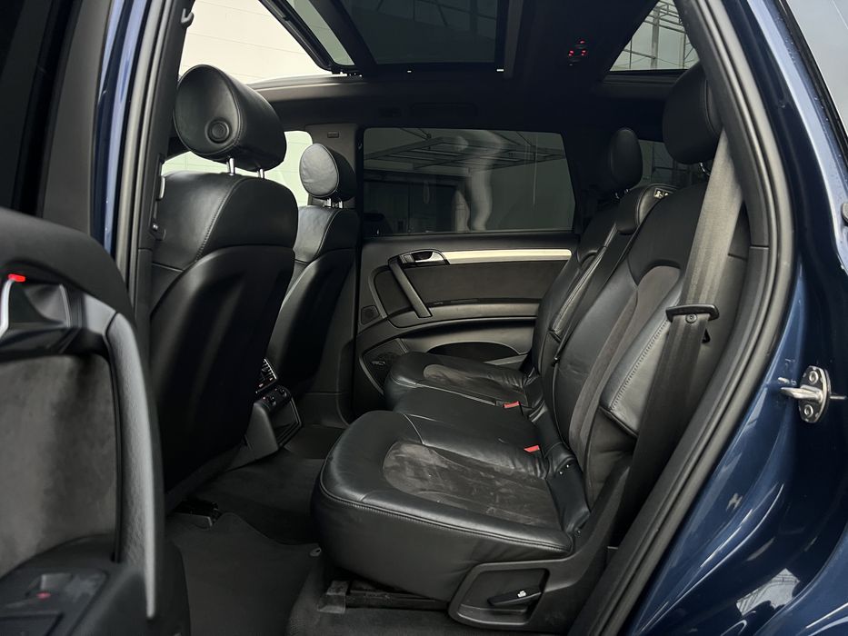 Audi Q7 S-line panoramic bose full option