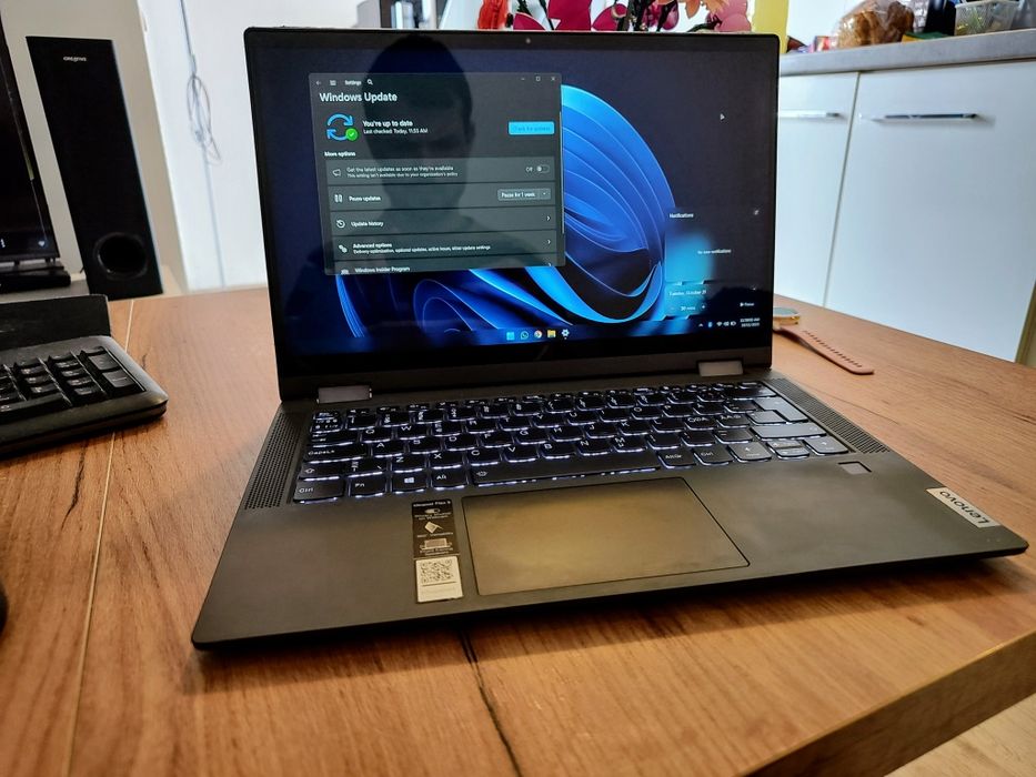 Laptop 3in1 touch, capac piele, ryzen 5000, fingerprint, stereo, win11
