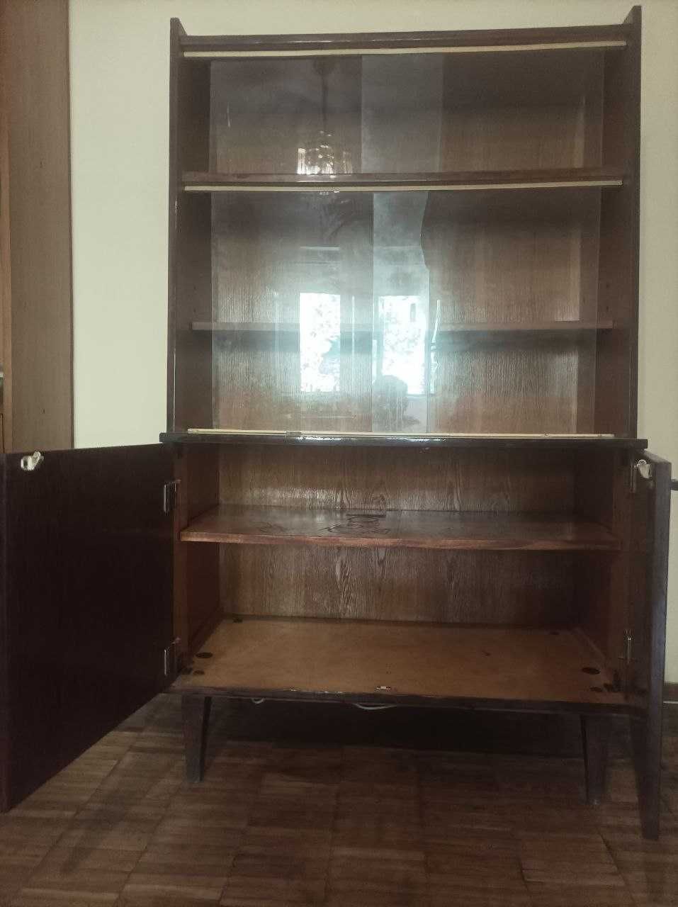 Продам Шкаф для гостиной