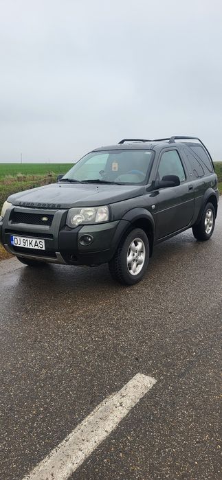 Vand Land Rover motor de bmw 2.0 an fab 2005 volan original pe stanga