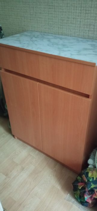 Кухонный шкаф-комод.