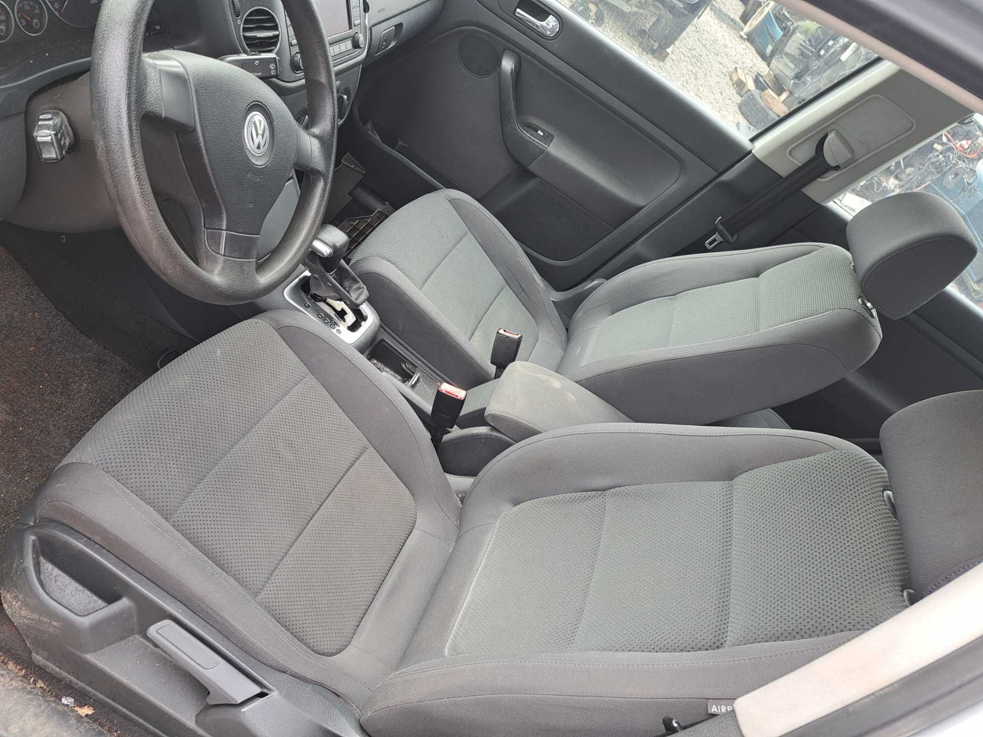 Продавам VW golf V Plus, 1,6fsi автоматик на части, София
