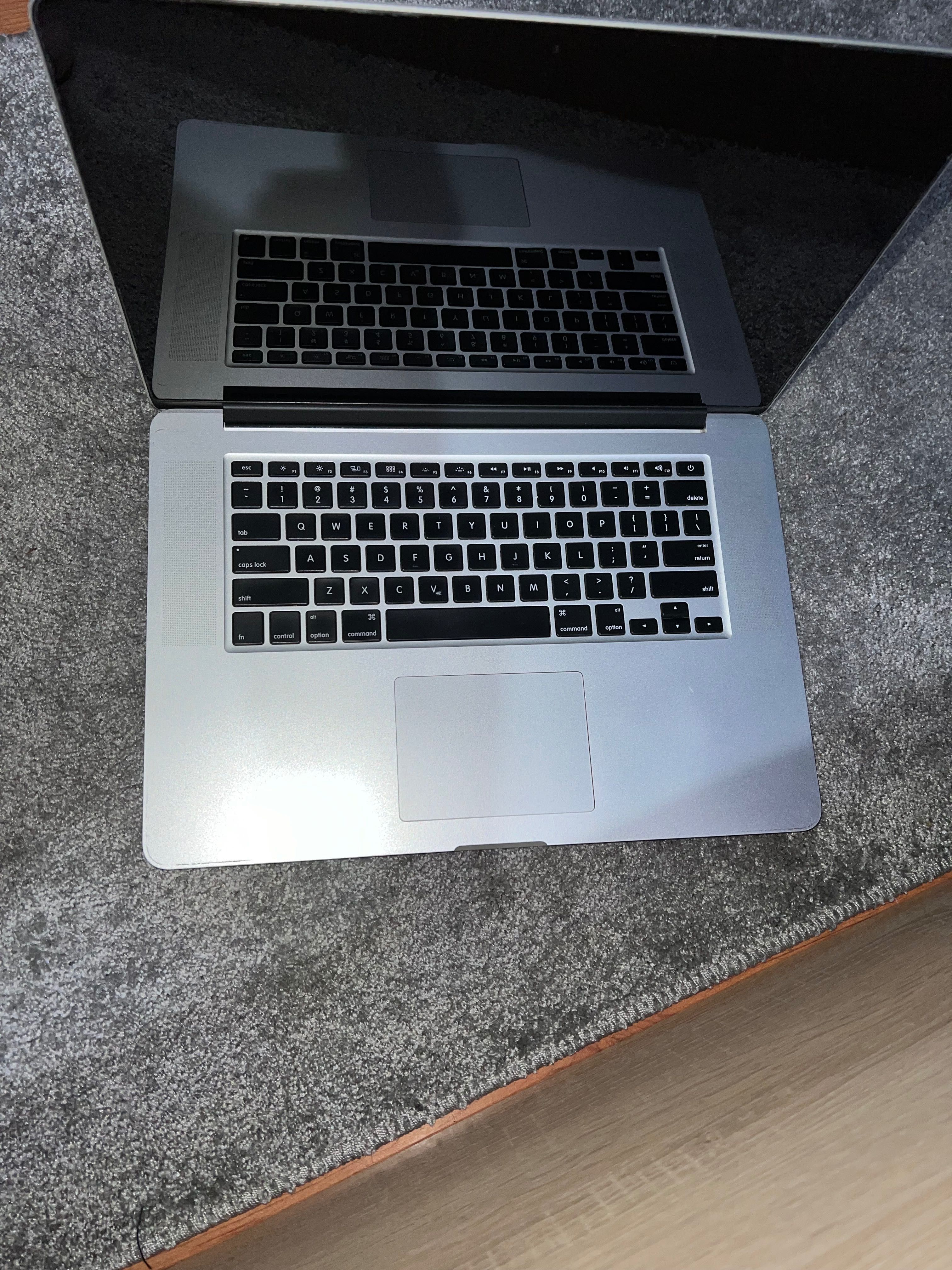 Ниски цени macbook pro А1398 15.4инча 2013 макбук Apple