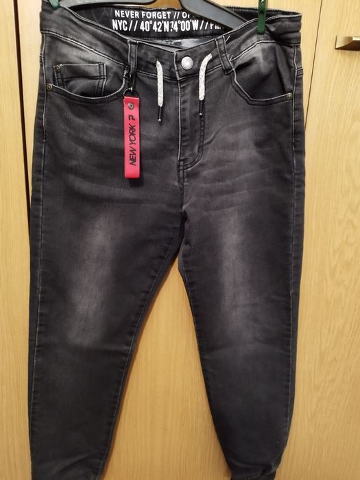 Панталони за момче 10-12 години