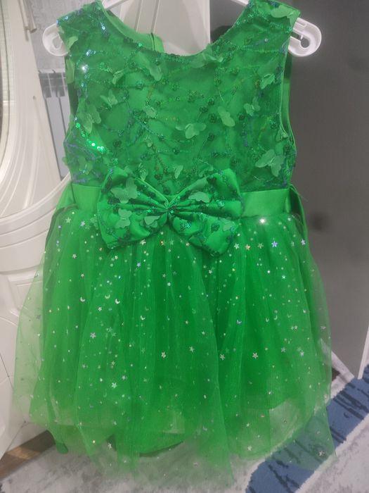 Платье на девочку